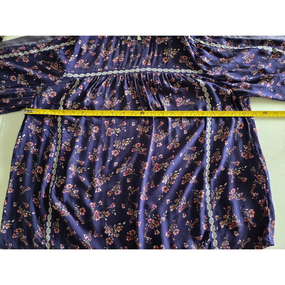 J. Jill Womens Medium Floral Boho Peasant Top Navy Blue Pink Rayon Wide Sleeve - Picture 8 of 10